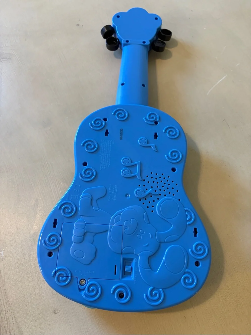 Blues Clues Guitar Toy - Kids Musical Play Guitar It Works !